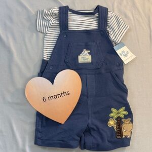 OshKosh B'gosh - NWT 2 piece baby set. Size 6 months